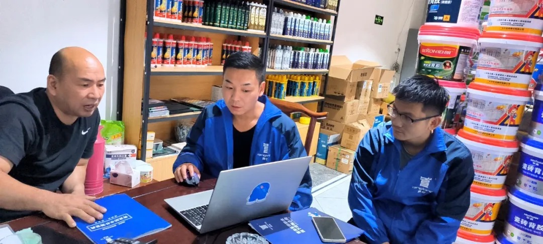 客戶2.jpg 客戶2.jpg